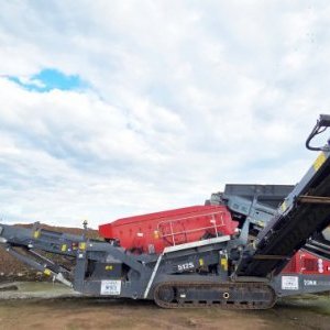 foto 25.7t sieb sortier 300t/h mobil Maximus 512S (Rubble-Master) / RubbleMaster HS5000 M