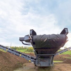 foto 25.7t sieb sortier 300t/h mobil Maximus 512S (Rubble-Master) / RubbleMaster HS5000 M